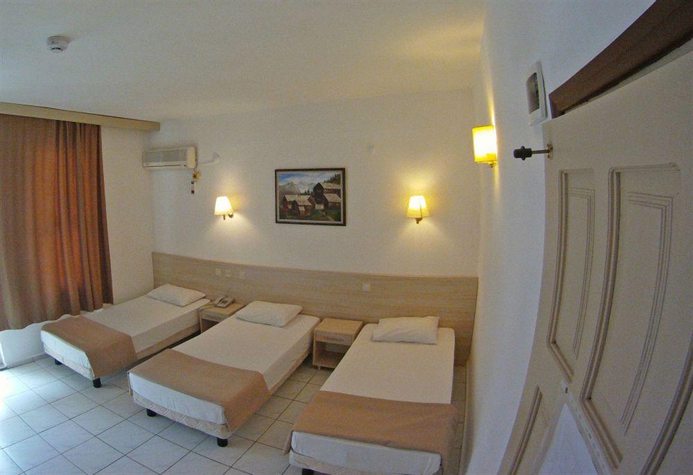 Kleopatra Carina Hotel Alanya Kültér fotó