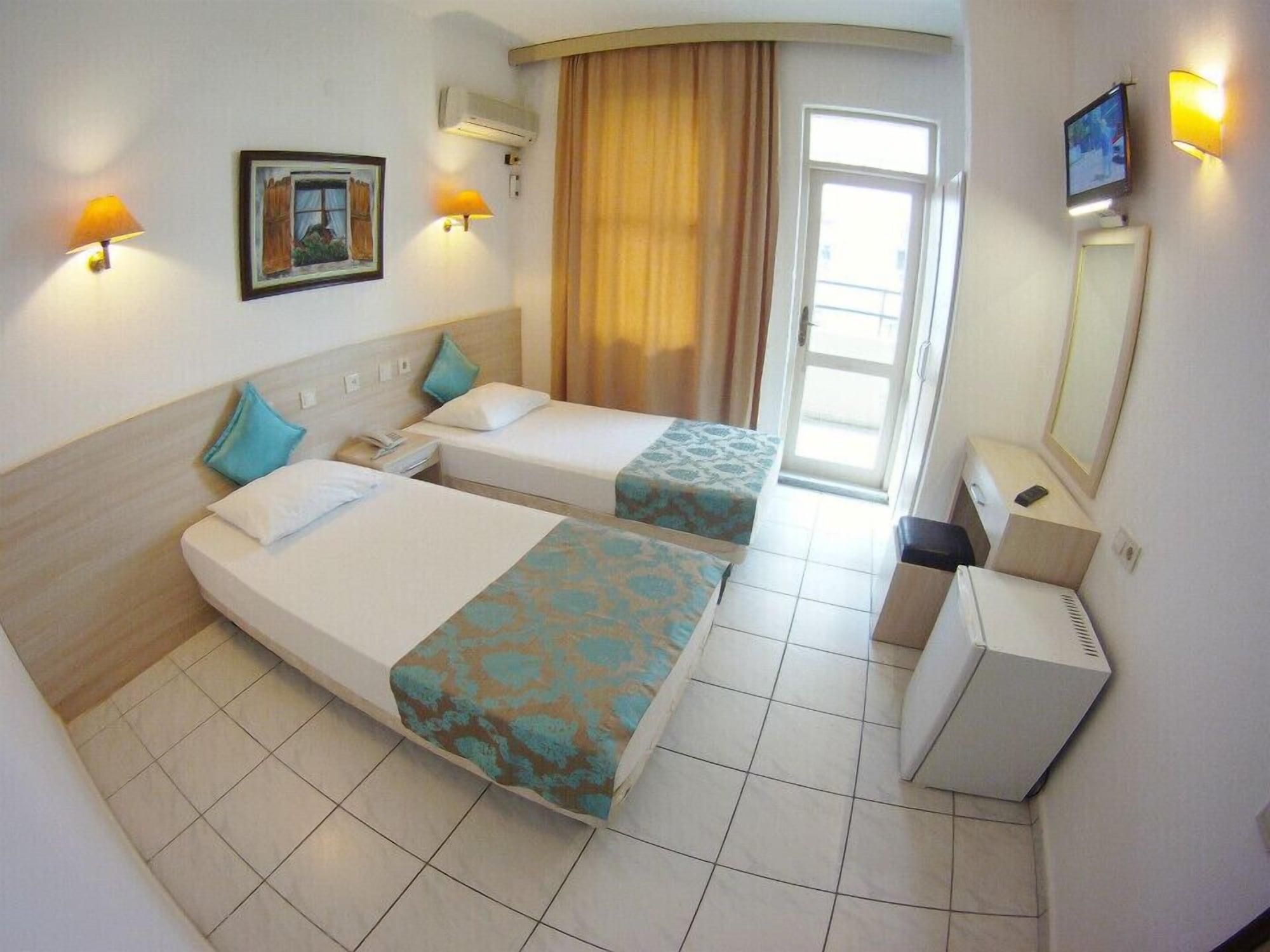 Kleopatra Carina Hotel Alanya Kültér fotó
