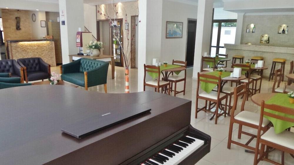 Kleopatra Carina Hotel Alanya Kültér fotó