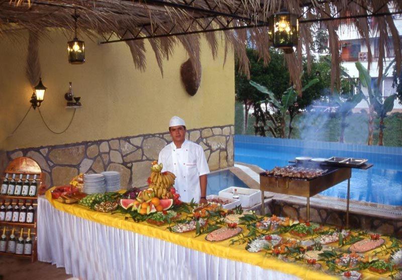 Kleopatra Carina Hotel Alanya Kültér fotó
