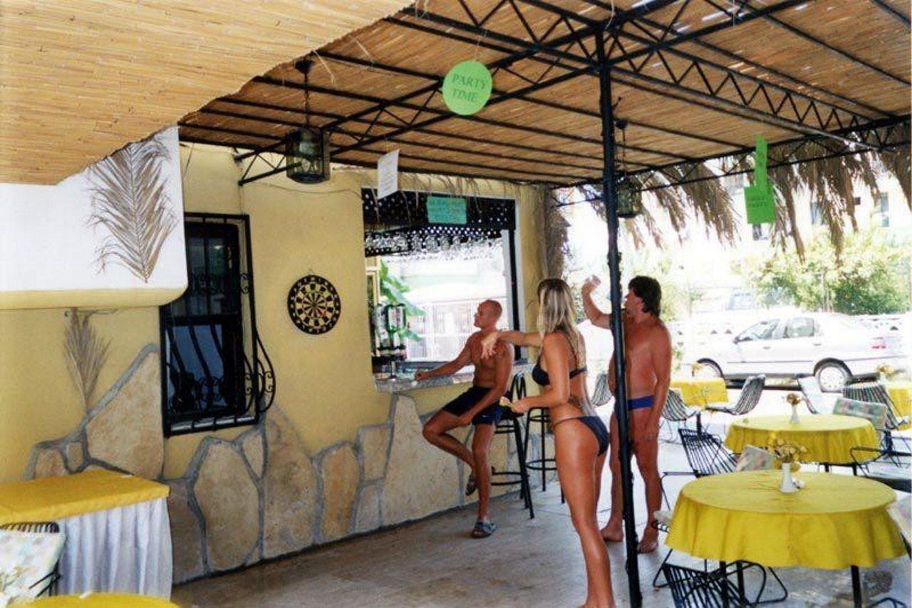 Kleopatra Carina Hotel Alanya Kültér fotó